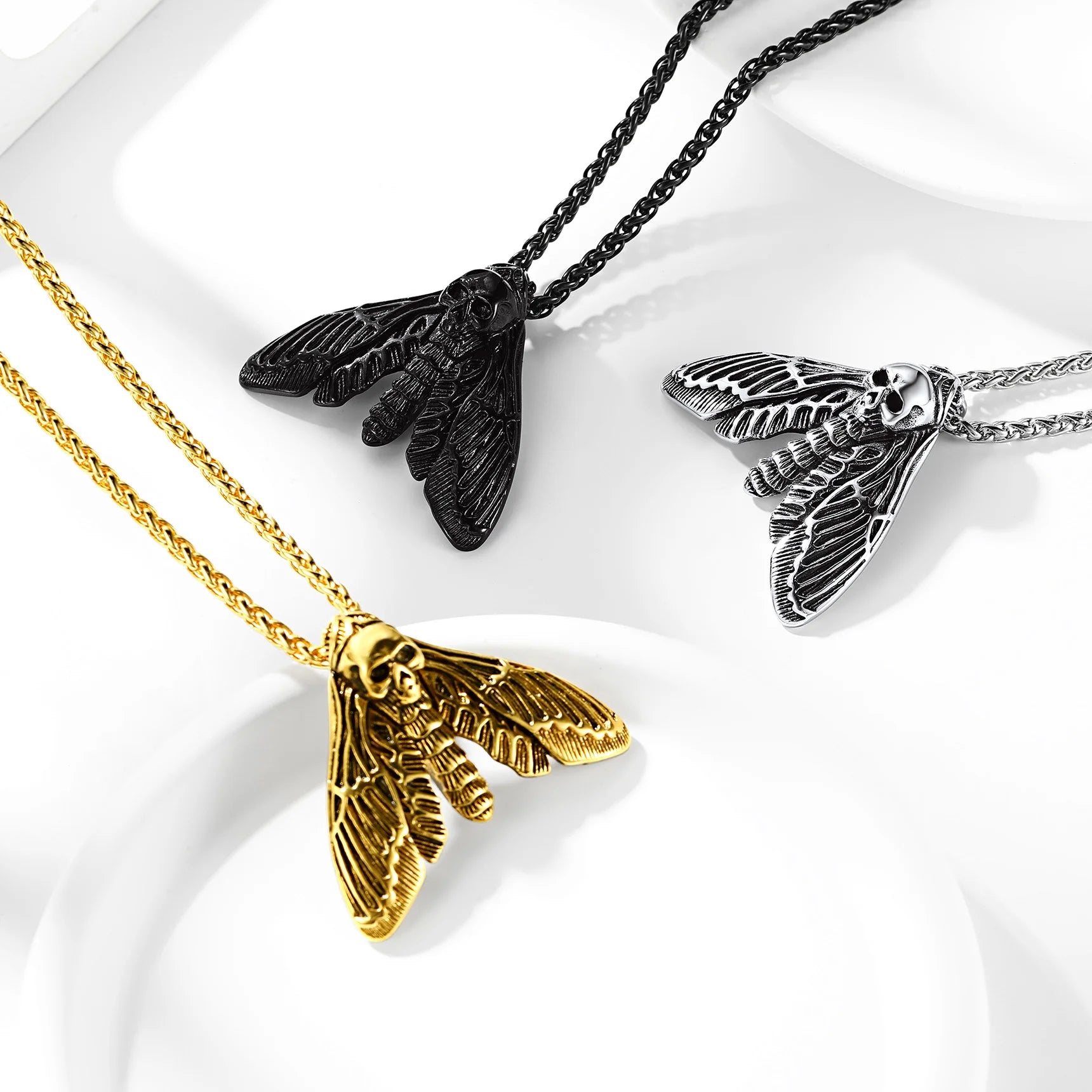 Death Head Moth Pendant Necklace for Men Stainless Steel Skull Butterfly Necklace Gothic Punk Jewelry Halloween Party