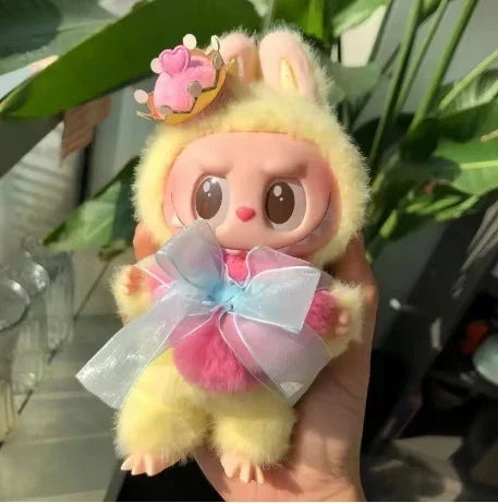 Pop-Mart  Labubu Adventure Series Beautiful Queen Doll Trendy Toys Valentine'S Day Birthday Gift ﻿